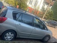 Gebraucht Toyota Corolla Verso 129 PS (94 kW) 2004 Silber Van / Kleinbus