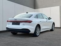 Neu Audi A5 Comfort 204 PS (150 kW) 2025 Arkonaweiß/weiß Limousine