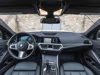 Gebraucht BMW 330 Performance 258 PS (189 kW) 2021 Weiß Limousine