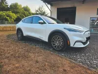 Gebraucht Ford Mustang Mach-E Extended Range 216 kW (294 PS) 2022 Weiß SUV