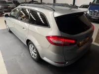 Gebraucht Ford Mondeo Trend 160 PS (117 kW) 2011 Silber Kombi