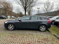Gebraucht Volvo V60 R-Design 114 PS (83 kW) 2011 Grau Kombi