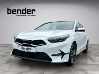 Gebraucht Kia Ceed Spirit 140 PS (102 kW) 2025 Weiß Kleinwagen