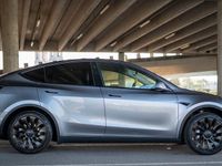 Gebraucht Tesla Model Y Long Range AWD 378 kW (514 PS) 2023 Grau SUV