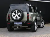 Gebraucht Land Rover Defender First Edition 252 PS (185 kW) 2021 Grün SUV