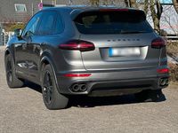 Gebraucht Porsche Cayenne S 385 PS (283 kW) 2017 Grau SUV