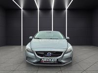 Gebraucht Volvo V40 Momentum 150 PS (110 kW) 2016 Osmium grey / metallic Kombi