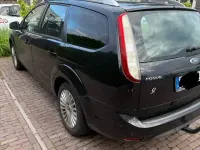 Gebraucht Ford Focus 125 PS (91 kW) 2010 Schwarz Limousine