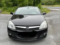 Gebraucht Opel Astra Cosmo 140 PS (102 kW) 2009 Schwarz Cabrio