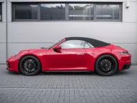 Gebraucht Porsche 992 480 PS (353 kW) 2022 Karminrot Cabrio