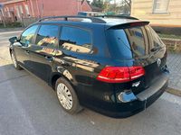 Gebraucht VW Passat 105 PS (77 kW) 2014 Schwarz Kombi