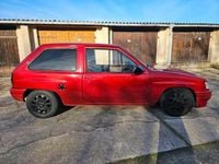 Używany Opel Corsa 60 KM (44 kW) 1992 Czerwony Hatchback