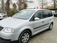 gebraucht VW Touran 1.6 FSI Klima Sitzheizung AHK