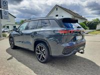 Gebraucht VW Tayron R-line 193 PS (141 kW) 2025 Delfingrau SUV