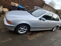 Gebraucht BMW 528 193 PS (141 kW) 1999 Silber Limousine