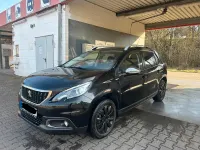 Gebraucht Peugeot 2008 Style 102 PS (75 kW) 2018 Schwarz SUV