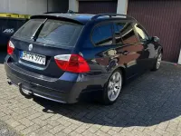 Gebraucht BMW 320 163 PS (119 kW) 2007 Blau Kombi