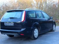 Gebraucht Ford Focus Style 109 PS (80 kW) 2010 Schwarz Kombi