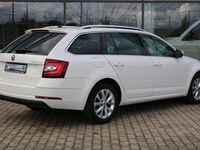 Gebraucht Skoda Octavia Style 150 PS (110 kW) 2019 Weiß Kombi
