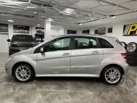 Gebraucht Mercedes B160 95 PS (69 kW) 2011 Silber Kleinwagen