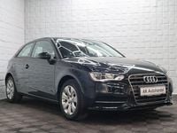 Gebraucht Audi A3 Attraction 110 PS (80 kW) 2015 Schwarz Kleinwagen