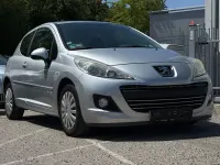 Gebraucht Peugeot 207 Tendance 95 PS (69 kW) 2011 Grau Kleinwagen