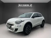 Neu Fiat 600 La Prima 110 PS (80 kW) 2025 Gelato weiß SUV