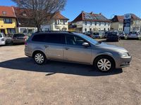Gebraucht VW Passat Basis 140 PS (102 kW) 2011 Kombi