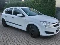Gebraucht Opel Astra 81 PS (59 kW) 2009 Weiß Kleinwagen