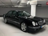 Gebraucht Mercedes E270 AMG 170 PS (125 kW) 2001 Schwarz Limousine