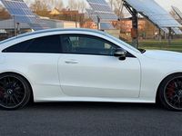 Gebraucht Mercedes E350 AMG 258 PS (189 kW) 2018 Weiß Coupé