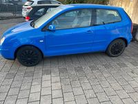 Gebraucht VW Polo 65 PS (47 kW) 2004 Blau Kleinwagen