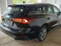 Usado Ford Focus Titanium X 116 CV (85 kW) 2023 Negro Berlina