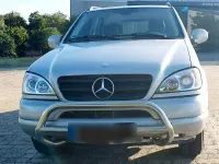 Gebraucht Mercedes ML270 163 PS (119 kW) 2001 Grau SUV