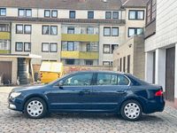 Gebraucht Skoda Superb 160 PS (117 kW) 2010 Blau Limousine