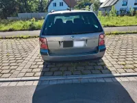 Gebraucht VW Passat Basis 131 PS (96 kW) 2002 Grau Kombi