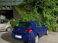 Gebraucht Opel Astra 87 PS (63 kW) 2011 Blau Limousine