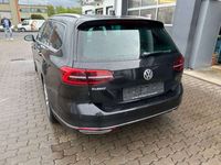 gebraucht VW Passat Variant Highline 4Motion R Line VOLL
