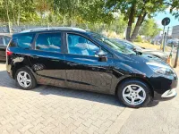 Gebraucht Renault Scénic LIMITED 132 PS (97 kW) 2015 Schwarz Van / Kleinbus
