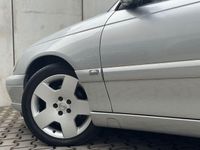 Usado Opel Omega 211 HP (155 kW) 2000 Prateado Sedan