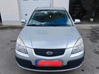 Gebraucht Kia Rio 88 PS (64 kW) 2006 Silber Kleinwagen