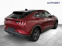Gebraucht Ford Mustang Mach-E Basis 216 kW (294 PS) 2022 Rot SUV