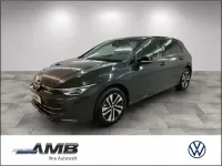 Gebraucht VW Golf VIII Life 116 PS (85 kW) 2025 Grau Limousine