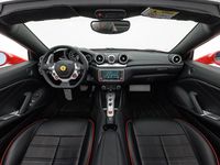 Second-hand Ferrari California 560 CP (411 kW) 2017 Roșu Cabrio