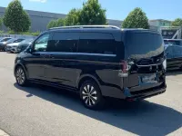 Gebraucht Mercedes V250 Avantgarde 190 PS (139 kW) 2025 Schwarz Van / Kleinbus