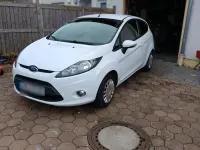 Gebraucht Ford Fiesta 62 PS (45 kW) 2011 Weiß Limousine