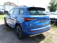 Neu Skoda Karoq SportLine 150 PS (110 kW) 2026 Moonweiß perleffekt moonweiß perleffekt SUV