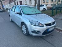 Gebraucht Ford Focus 114 PS (83 kW) 2009 Silber Limousine
