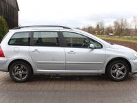 Gebraucht Peugeot 307 Tendance 109 PS (80 kW) 2003 Silber Kombi