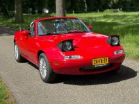 Używany Mazda MX5 116 KM (85 kW) 1991 Czerwony Kabriolet